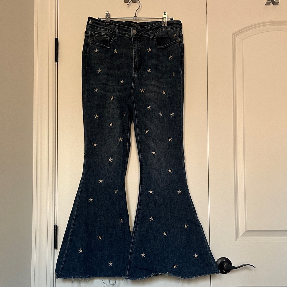 Judy Blue Dark Blue Star Flare Jeans